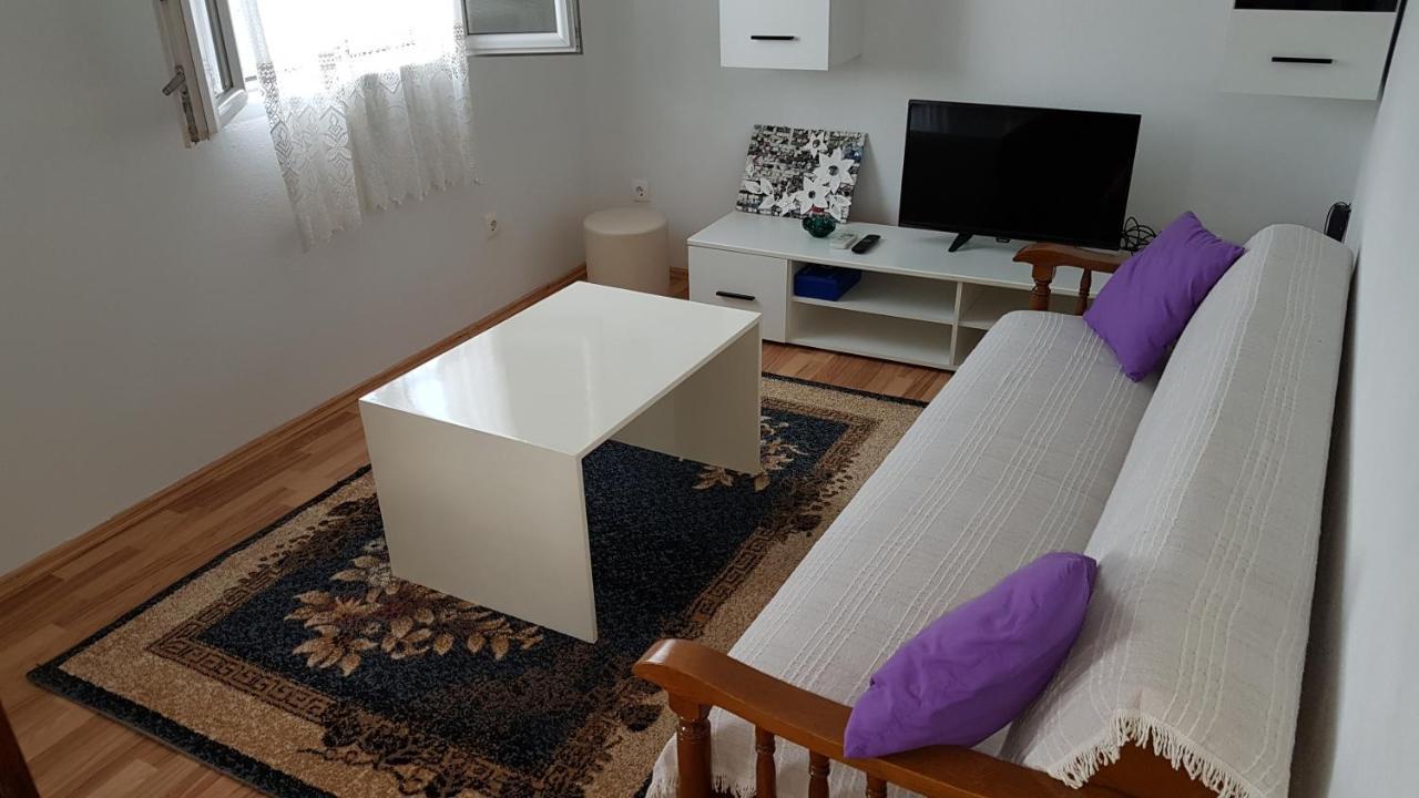 Apartman Vojaline Milna  Exterior foto